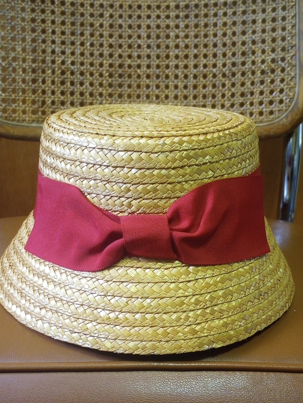 Classic Traditional Vintage Retro Tan Woven Hat w/ Red Bow